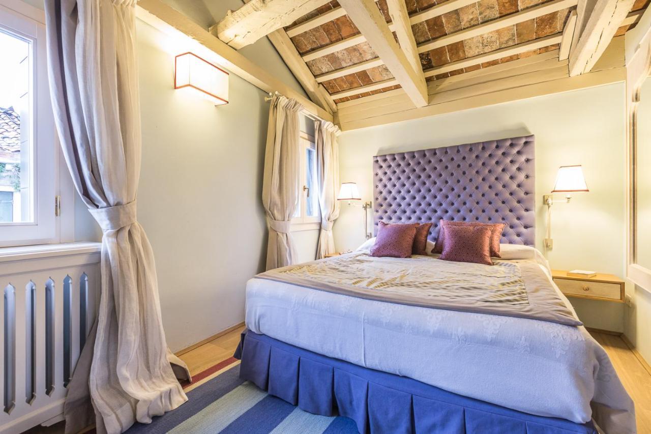 Apartmán Ca' Del Teatro Terrace In San Marco District Benátky Exteriér fotografie