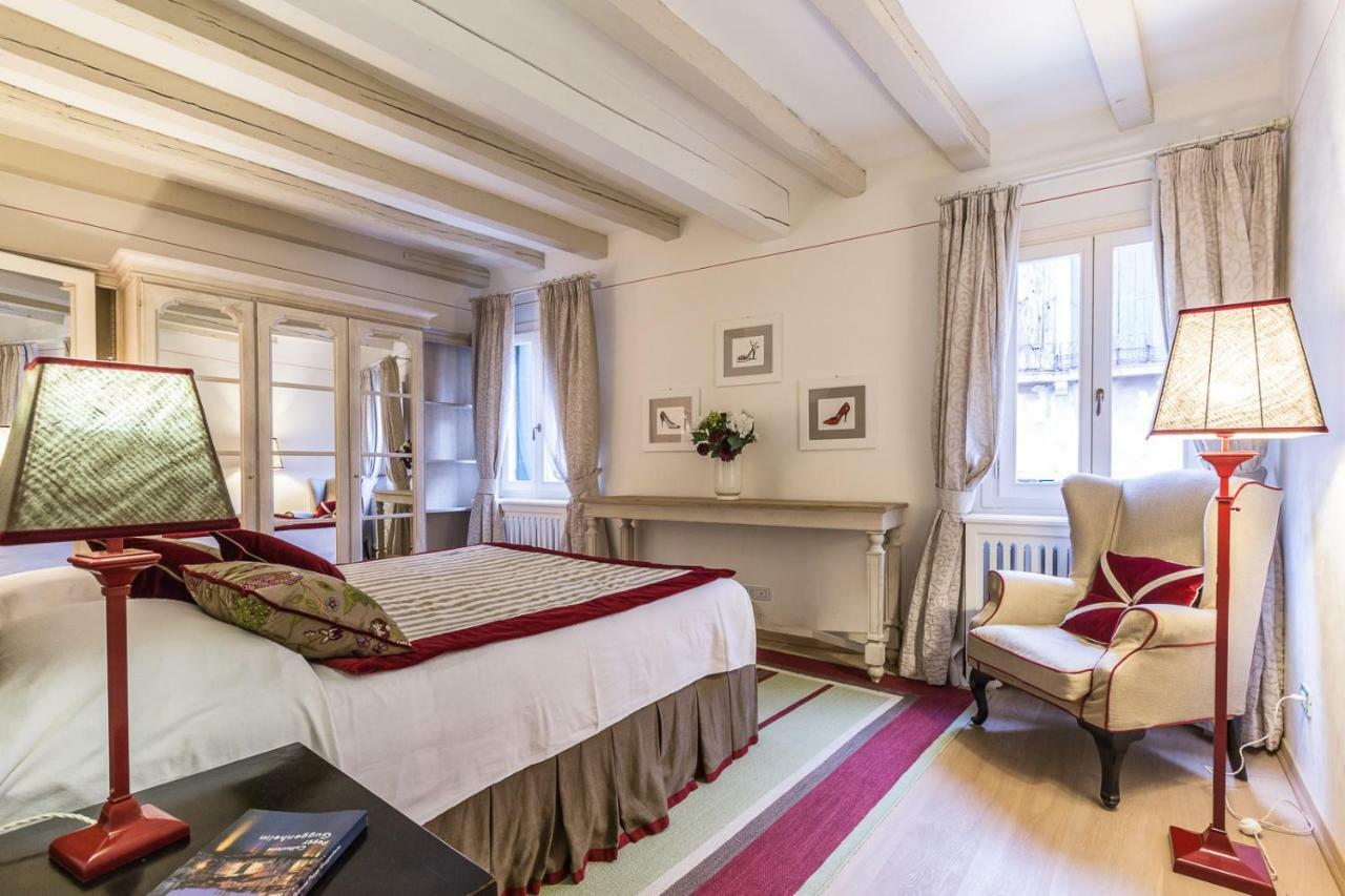 Apartmán Ca' Del Teatro Terrace In San Marco District Benátky Exteriér fotografie